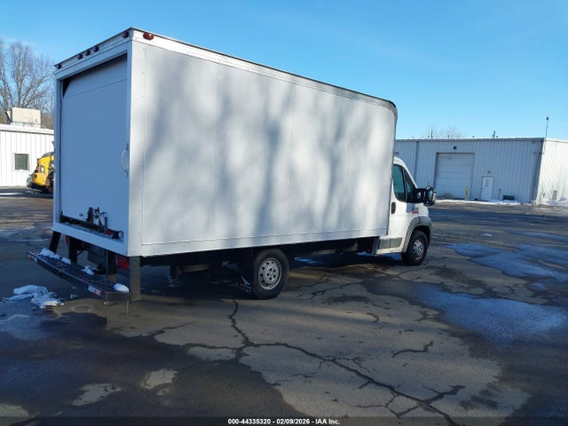 44335320 :رقم المزاد ، 3C7WRVMG5HE519393 vin ، 2017 Ram Promaster 3500 Cutaway Low Roof مزاد بيع