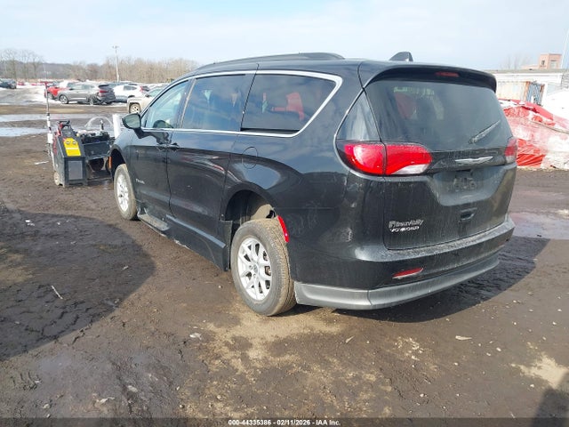 Продаж на аукціоні авто 2021 Chrysler Voyager Lxi, vin: 2C4RC1DG9MR565046, номер лоту: 44335386