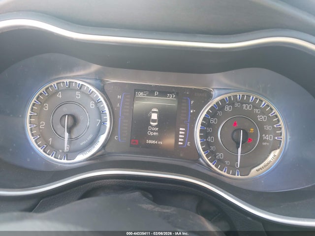 Aukcja sprzedaży 2015 Chrysler 200 Limited, vin: 1C3CCCAB3FN750479, numer aukcji: 44335411