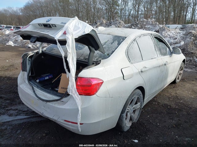 Aukcja sprzedaży 2012 Bmw 328i, vin: WBA3A5C56CF349872, numer aukcji: 44335449