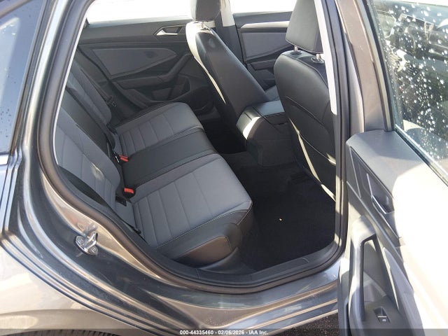 3VW7X7BU7SM047235 Volkswagen Jetta 1.5t Se