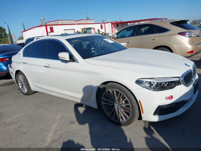 WBAJA9C55JB251094 BMW 530e Iperformance