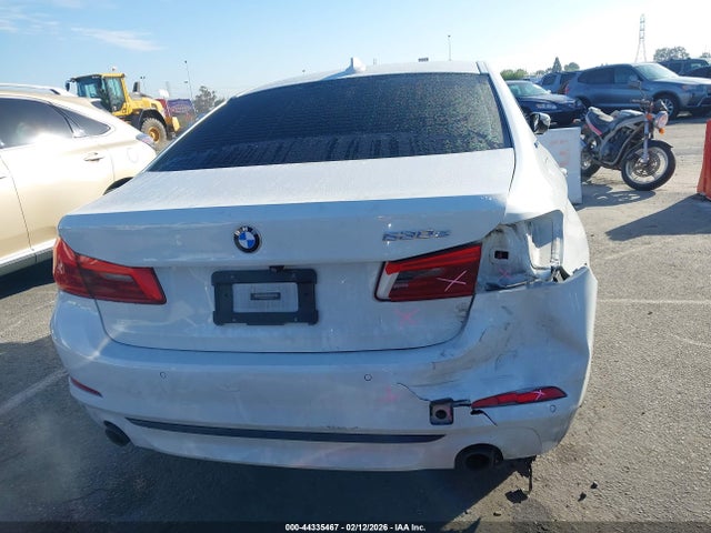 WBAJA9C55JB251094 BMW 530e Iperformance