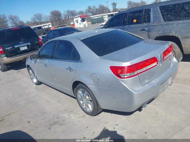 2012 LINCOLN MKZ 3LNHL2GC3CR830011 Photo 2