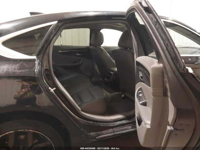 Продаж на аукціоні авто 2017 Chevrolet Impala 1lt, vin: 2G1105S32H9100331, номер лоту: 44335496
