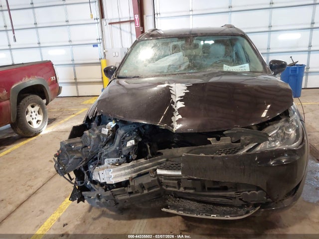Aukcja sprzedaży 2017 Chrysler Pacifica Touring-l Plus, vin: 2C4RC1EG7HR577099, numer aukcji: 44335502