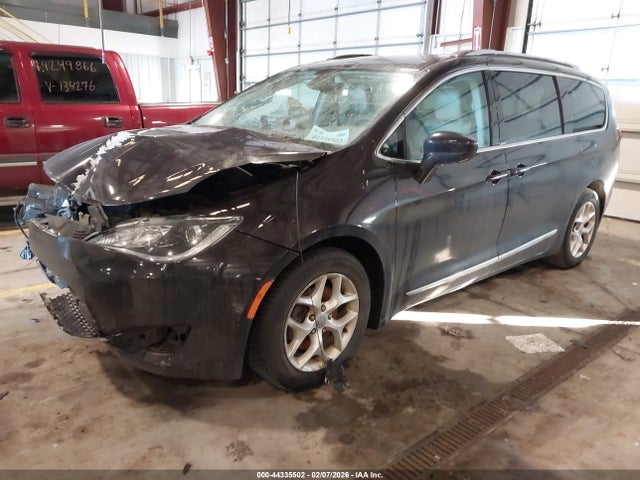 Aukcja sprzedaży 2017 Chrysler Pacifica Touring-l Plus, vin: 2C4RC1EG7HR577099, numer aukcji: 44335502