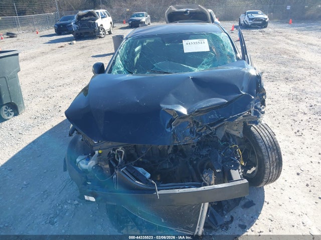 5NPD84LF3JH308754 Hyundai ELANTRA SEL