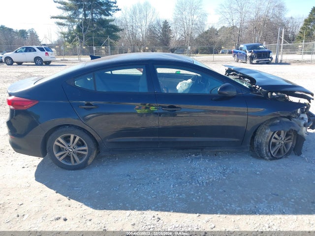 5NPD84LF3JH308754 Hyundai ELANTRA SEL