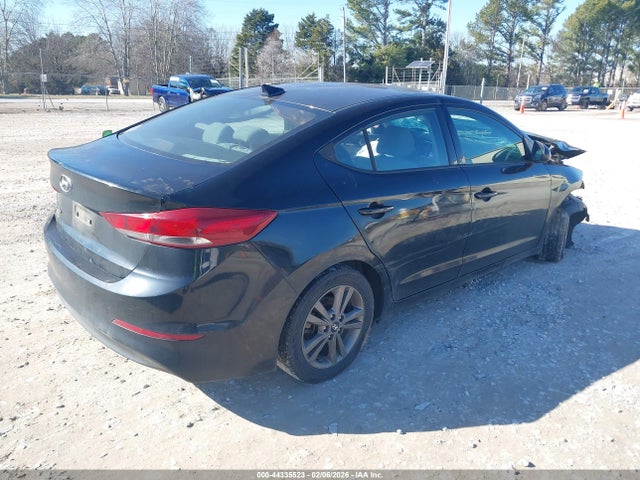 5NPD84LF3JH308754 Hyundai ELANTRA SEL