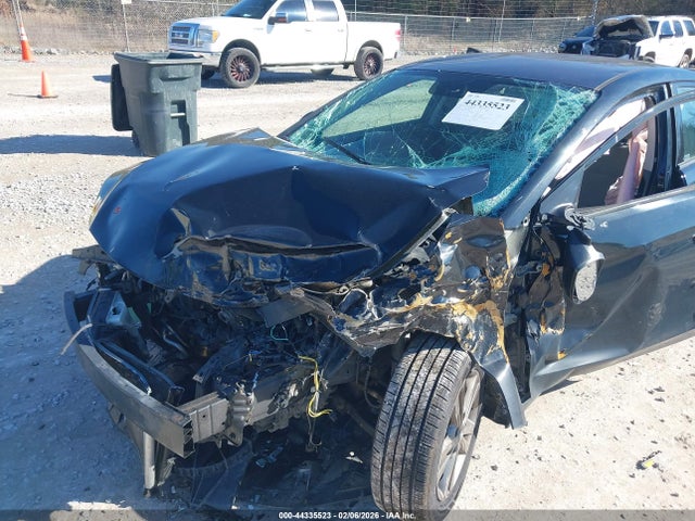 5NPD84LF3JH308754 Hyundai ELANTRA SEL