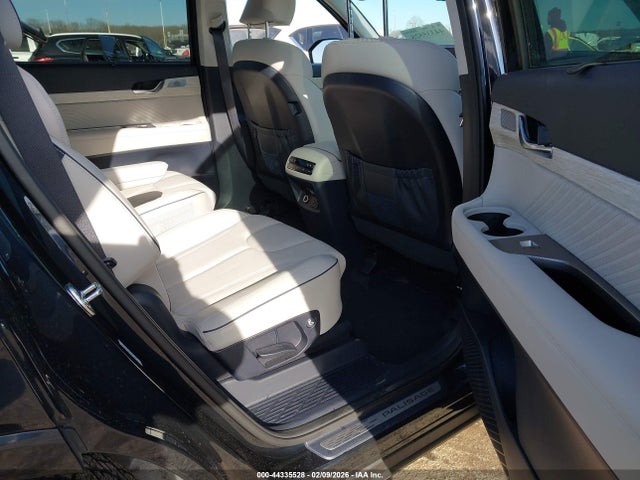 Продажа на аукционе авто 2024 Hyundai Palisade Calligraphy, vin: KM8R7DGEXRU650001, номер лота: 44335528