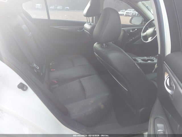 Продажа на аукционе авто 2017 Infiniti Q50 3.0t Premium, vin: JN1EV7AP8HM730063, номер лота: 44335574