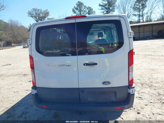 1FTYR1YM0JKA98703 Ford Transit-250