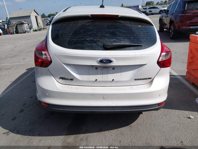 1FADP3N23EL185181 Ford Focus Titanium