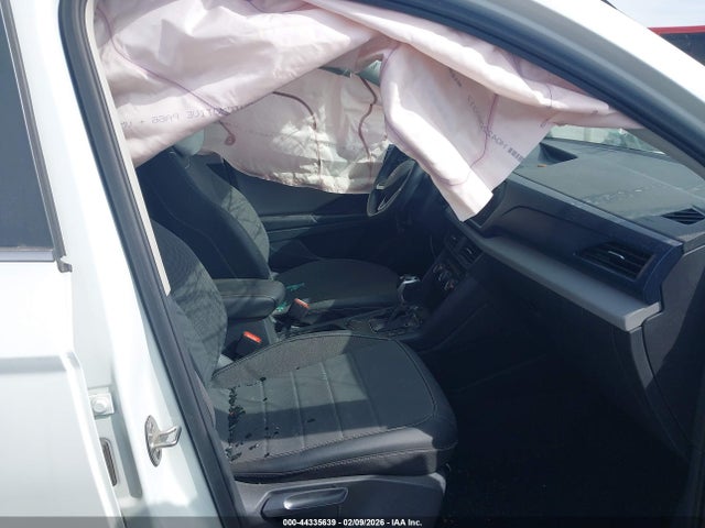 2023 VOLKSWAGEN TAOS 3VVSX7B2XPM306482 Photo 4