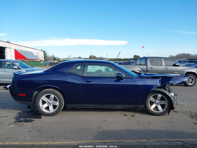 2013 Dodge Challenger Sxt მანქანა იყიდება აუქციონზე, vin: 2C3CDYAG1DH692190, აუქციონის ნომერი: 44335641