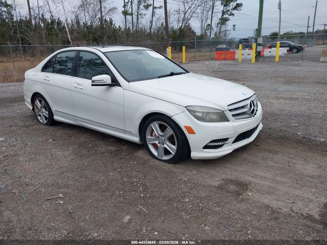 2011 Mercedes-benz C 300 Luxury/sport მანქანა იყიდება აუქციონზე, vin: WDDGF5EB1BA468679, აუქციონის ნომერი: 44335648