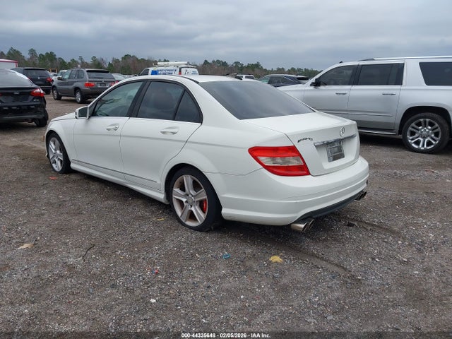 2011 Mercedes-benz C 300 Luxury/sport მანქანა იყიდება აუქციონზე, vin: WDDGF5EB1BA468679, აუქციონის ნომერი: 44335648