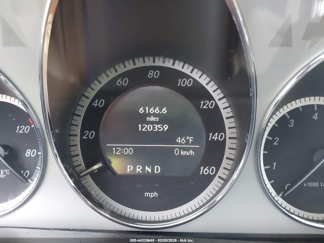 2011 Mercedes-benz C 300 Luxury/sport მანქანა იყიდება აუქციონზე, vin: WDDGF5EB1BA468679, აუქციონის ნომერი: 44335648