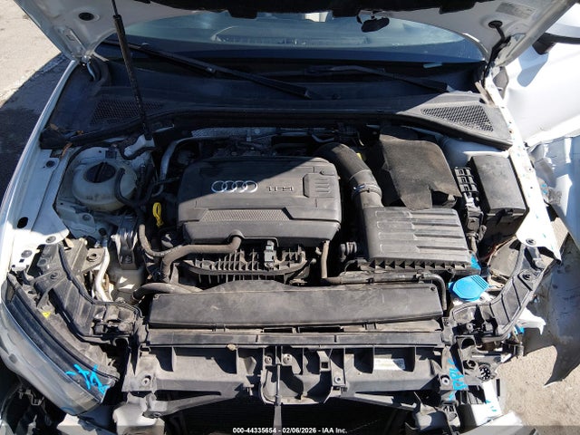 2015 AUDI A3 WAUACGFFXF1129461 Photo 9