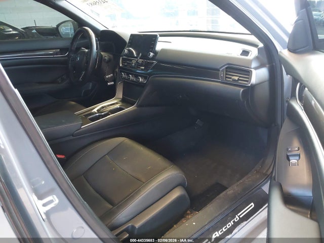 1HGCV2F30NA017413 Honda Accord Sport 2.0t