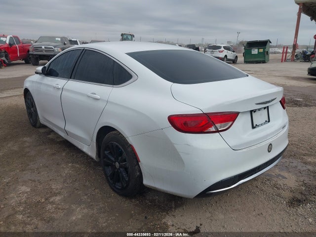 Chrysler 200 Limited 2015 1C3CCCAB3FN641455 Image 3