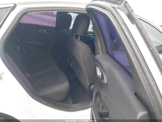 Chrysler 200 Limited 2015 1C3CCCAB3FN641455 Image 8