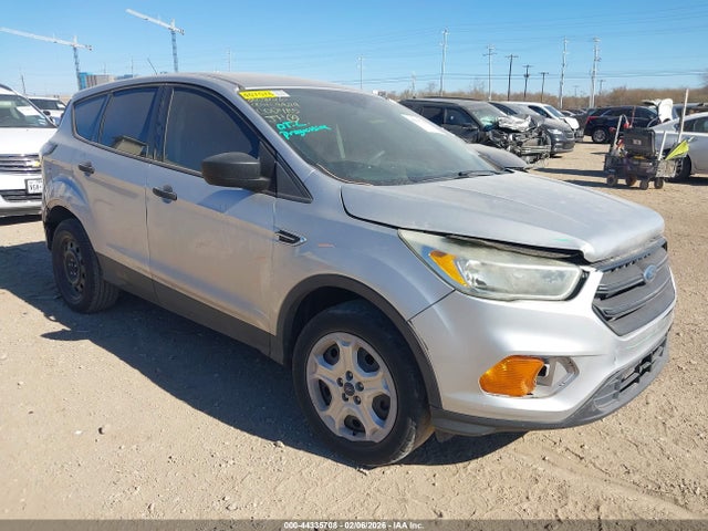 Ford ESCAPE S 2017 1FMCU0F7XHUC00485 main image