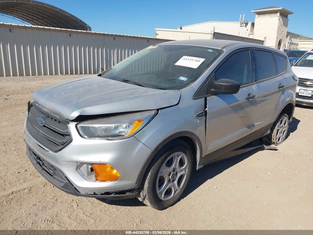 Ford ESCAPE S 2017 1FMCU0F7XHUC00485 Image 2