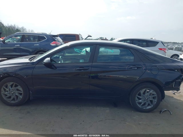 44335723 :رقم المزاد ، KMHLM4DGXRU799481 vin ، 2024 Hyundai Elantra Sel مزاد بيع