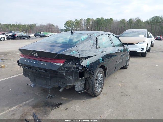 44335723 :رقم المزاد ، KMHLM4DGXRU799481 vin ، 2024 Hyundai Elantra Sel مزاد بيع