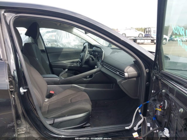44335723 :رقم المزاد ، KMHLM4DGXRU799481 vin ، 2024 Hyundai Elantra Sel مزاد بيع