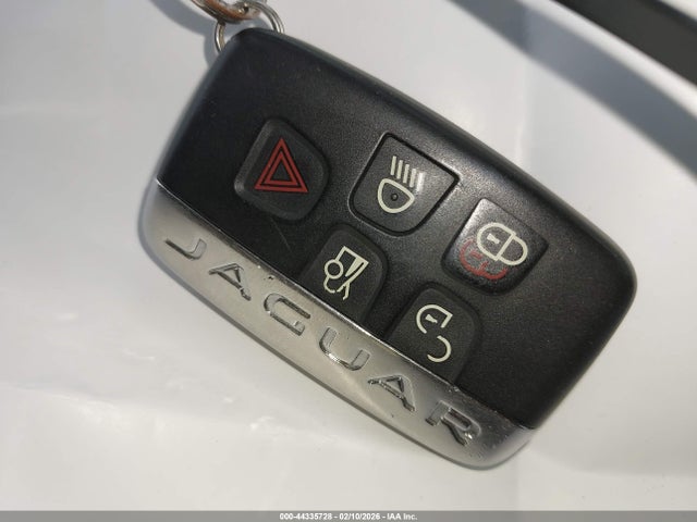 2015 JAGUAR XJ SAJWA1CZ9F8V77371 Photo 10