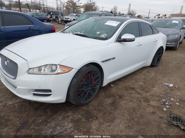2015 JAGUAR XJ SAJWA1CZ9F8V77371 Photo 1