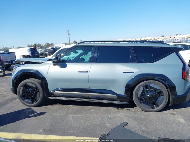 KNDAEFS50R6051249 KIA Ev9 Gt-line