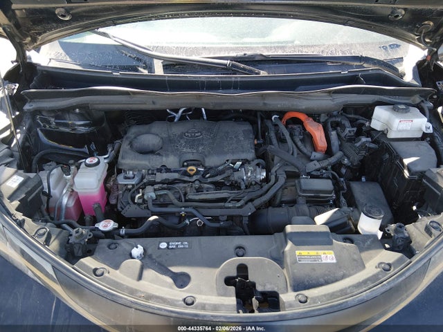 5TDCSKFC6RS133408 Toyota Sienna Woodland Edition