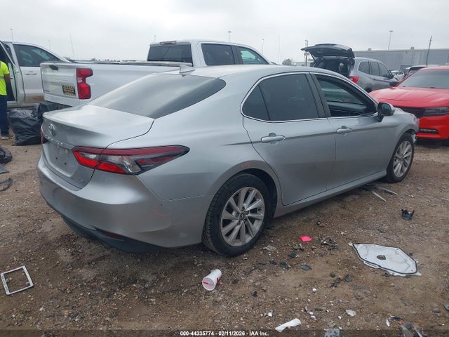 4T1C11AK4MU598507 Toyota CAMRY LE