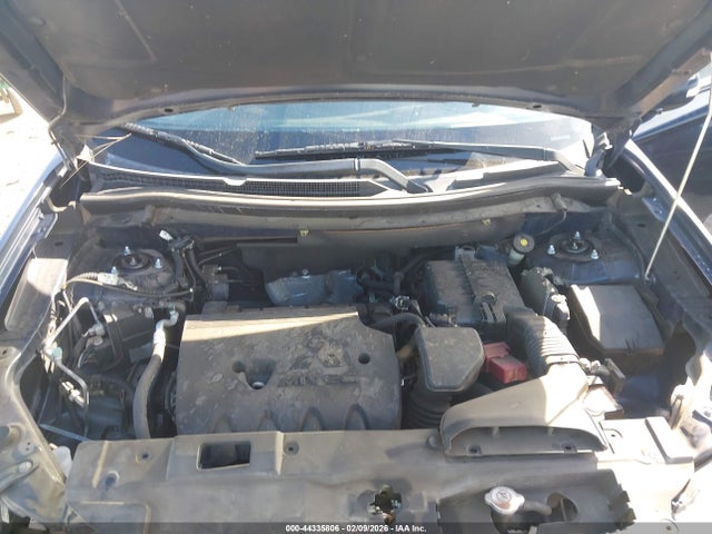 JA4AD3A31FZ006200 Mitsubishi Outlander Se