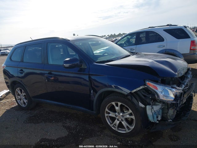 JA4AD3A31FZ006200 Mitsubishi Outlander Se