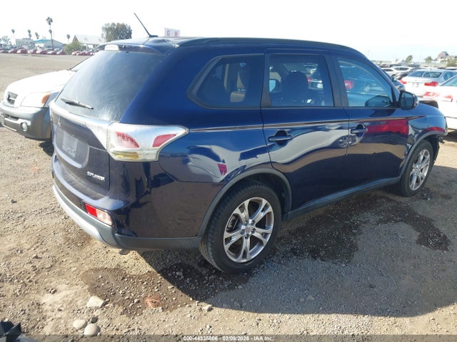 JA4AD3A31FZ006200 Mitsubishi Outlander Se