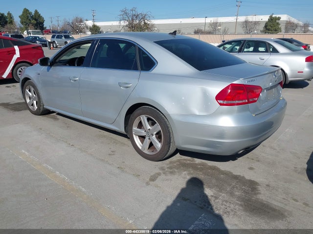 44335819 :رقم المزاد ، 1VWAT7A36FC104770 vin ، 2015 Volkswagen Passat 1.8t Limited Edition مزاد بيع