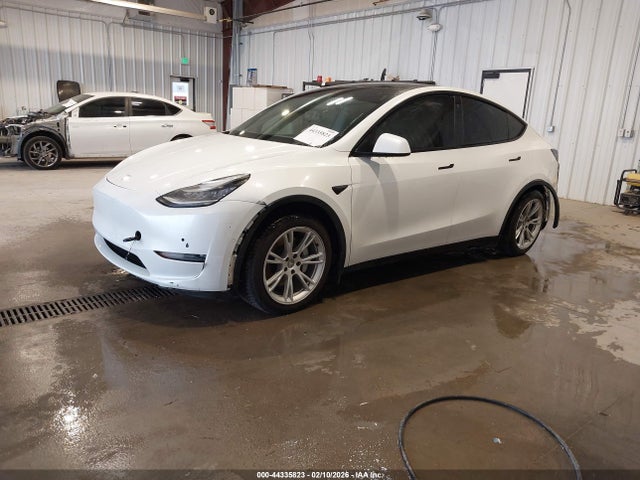 2021 TESLA MODEL Y 5YJYGDEE6MF066439 Photo 1