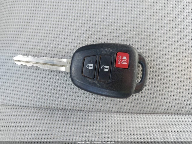 2022 TOYOTA COROLLA CROSS 7MUAAAAG8NV004973 Photo 10