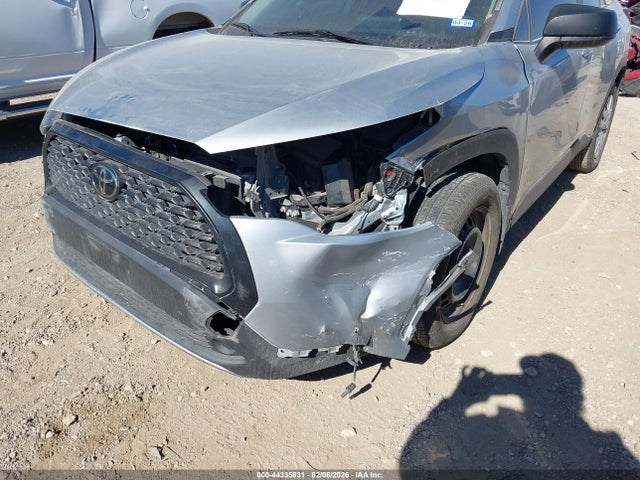 2022 TOYOTA COROLLA CROSS 7MUAAAAG8NV004973 Photo 5