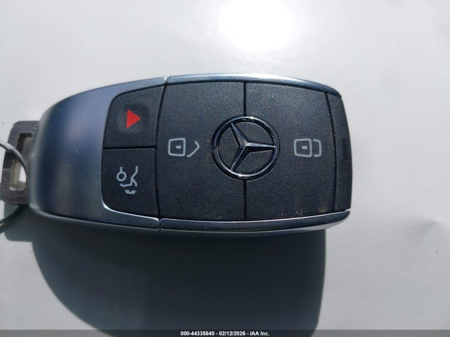 Продаж на аукціоні авто 2022 Mercedes-benz Glb 250 4matic, vin: W1N4M4HB2NW254213, номер лоту: 44335840