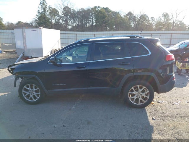 Продажа на аукционе авто 2016 Jeep Cherokee Latitude, vin: 1C4PJLCB4GW165387, номер лота: 44335853