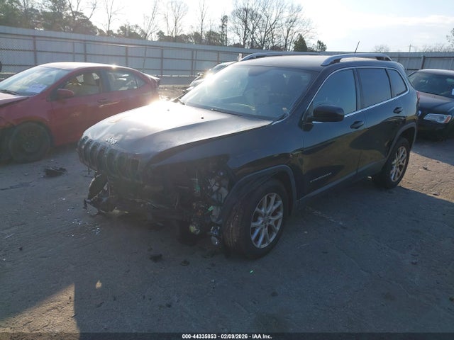 Продажа на аукционе авто 2016 Jeep Cherokee Latitude, vin: 1C4PJLCB4GW165387, номер лота: 44335853