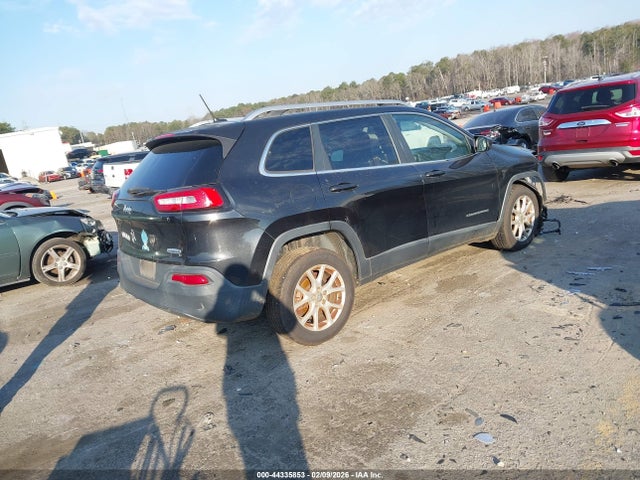 Продажа на аукционе авто 2016 Jeep Cherokee Latitude, vin: 1C4PJLCB4GW165387, номер лота: 44335853