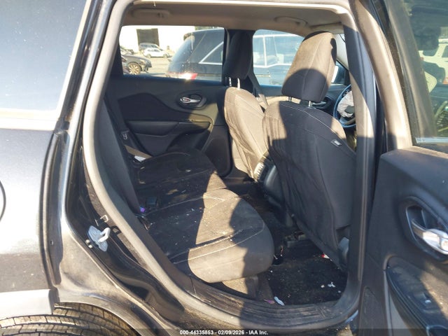 Продажа на аукционе авто 2016 Jeep Cherokee Latitude, vin: 1C4PJLCB4GW165387, номер лота: 44335853
